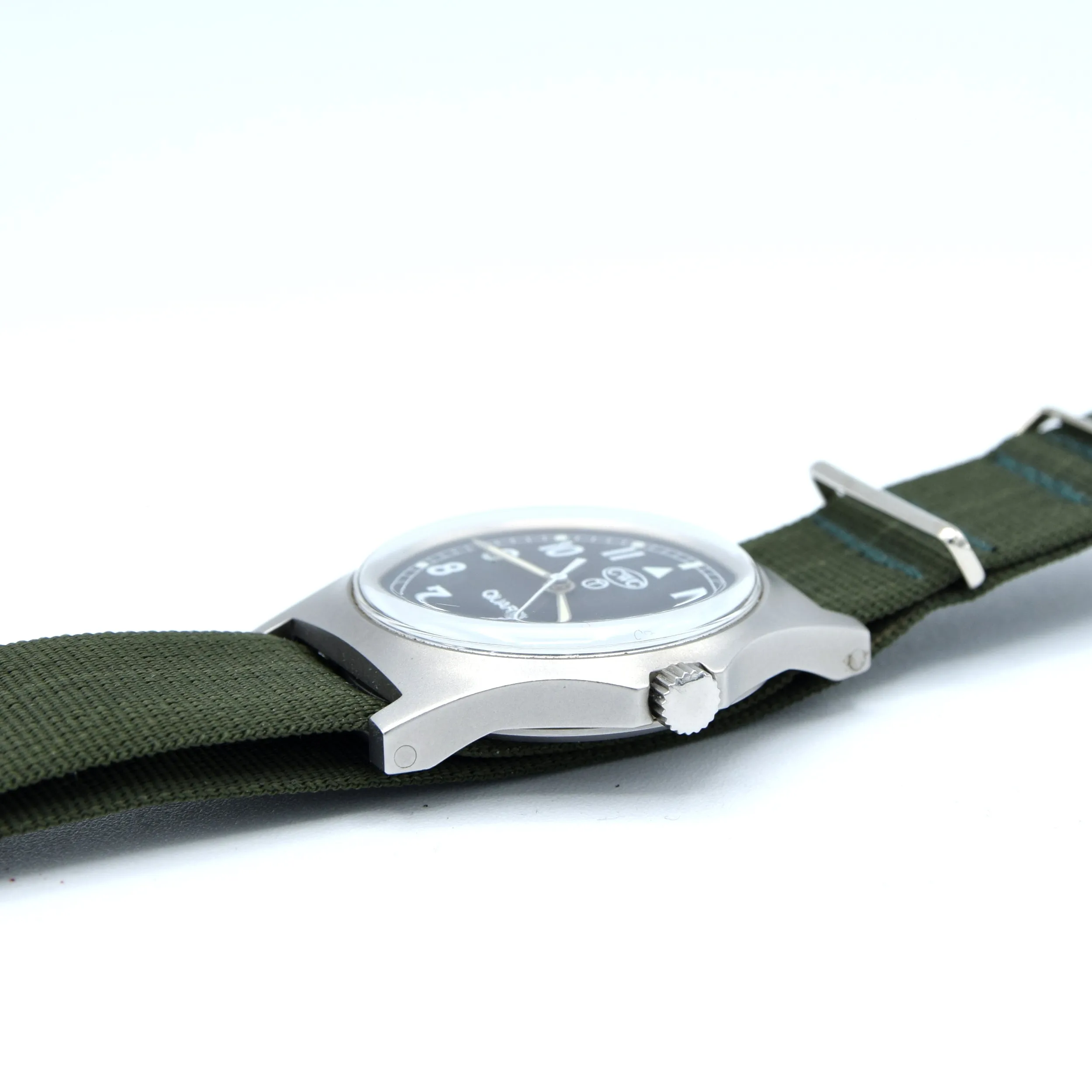 1989 CWC 0552/6645-99 5415317 Unused British Royal Navy Issue Quartz Wristwatch with Hacking Seconds
