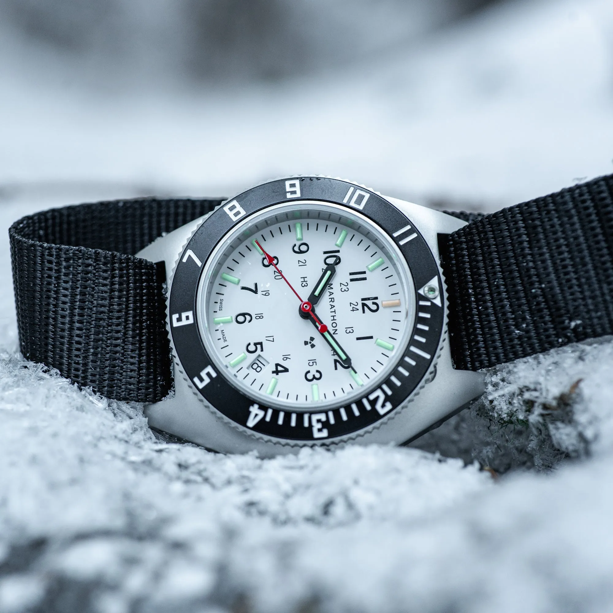 41mm Arctic Steel Navigator w/ Date (SSNAV-D) on Ballistic Nylon