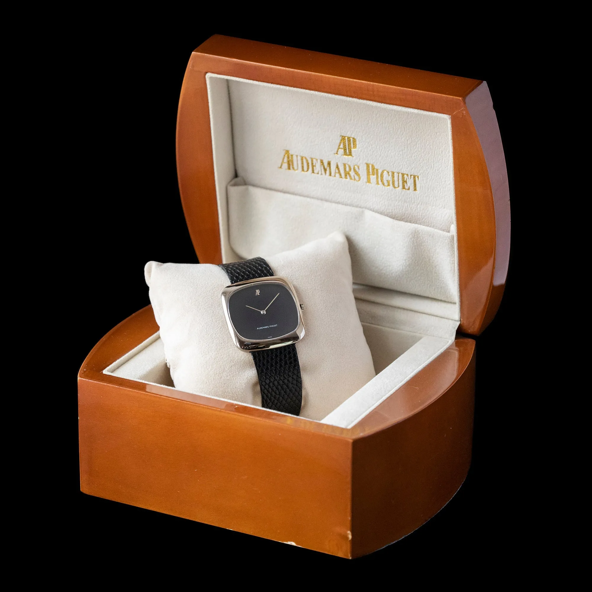 Audemars Piguet - 1980's Classique 18KT White Gold
