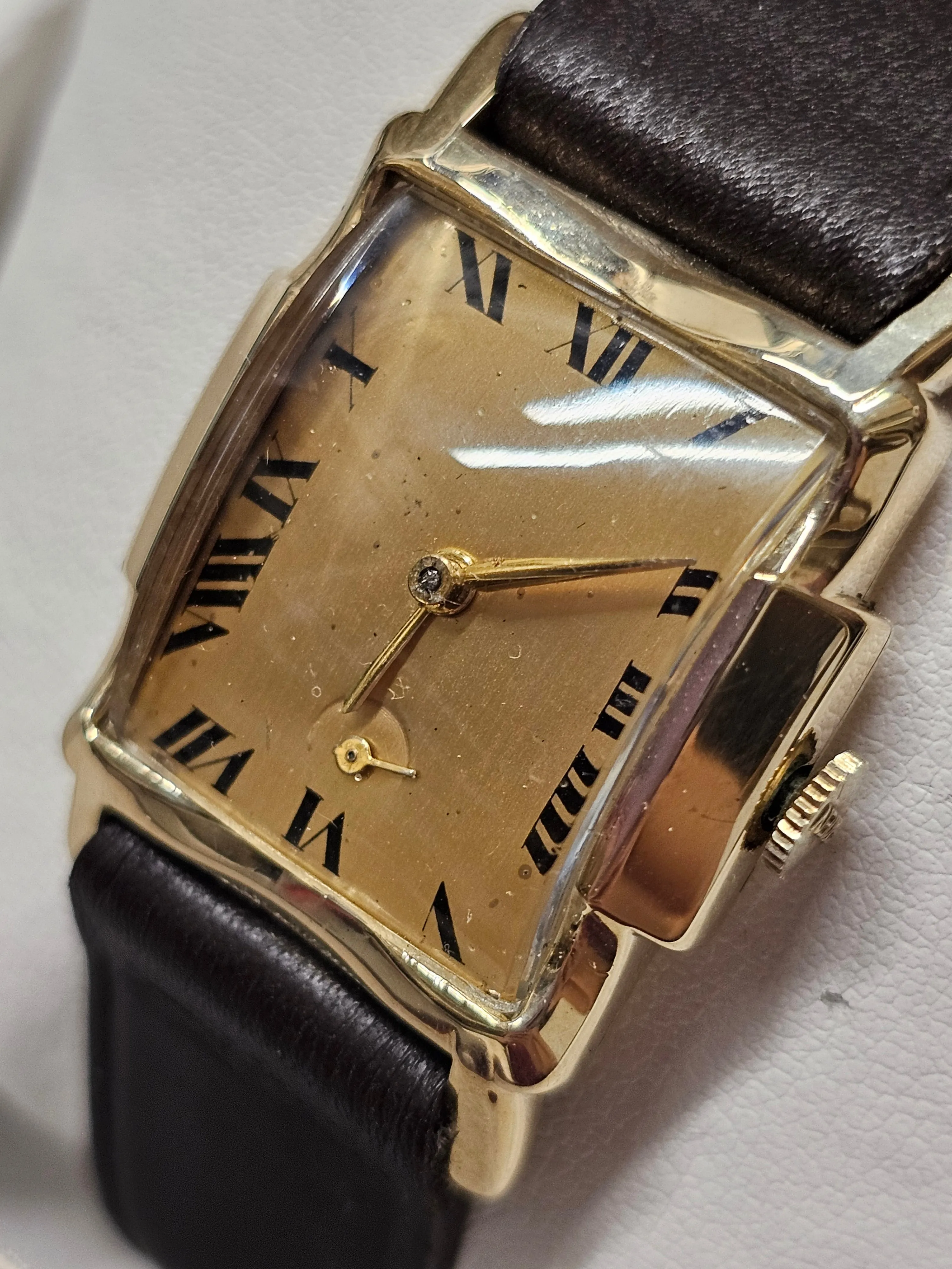 BULOVA Solid YG Vintage 1940's Unique Fancy Case Design Watch - $10K APR w/ COA!