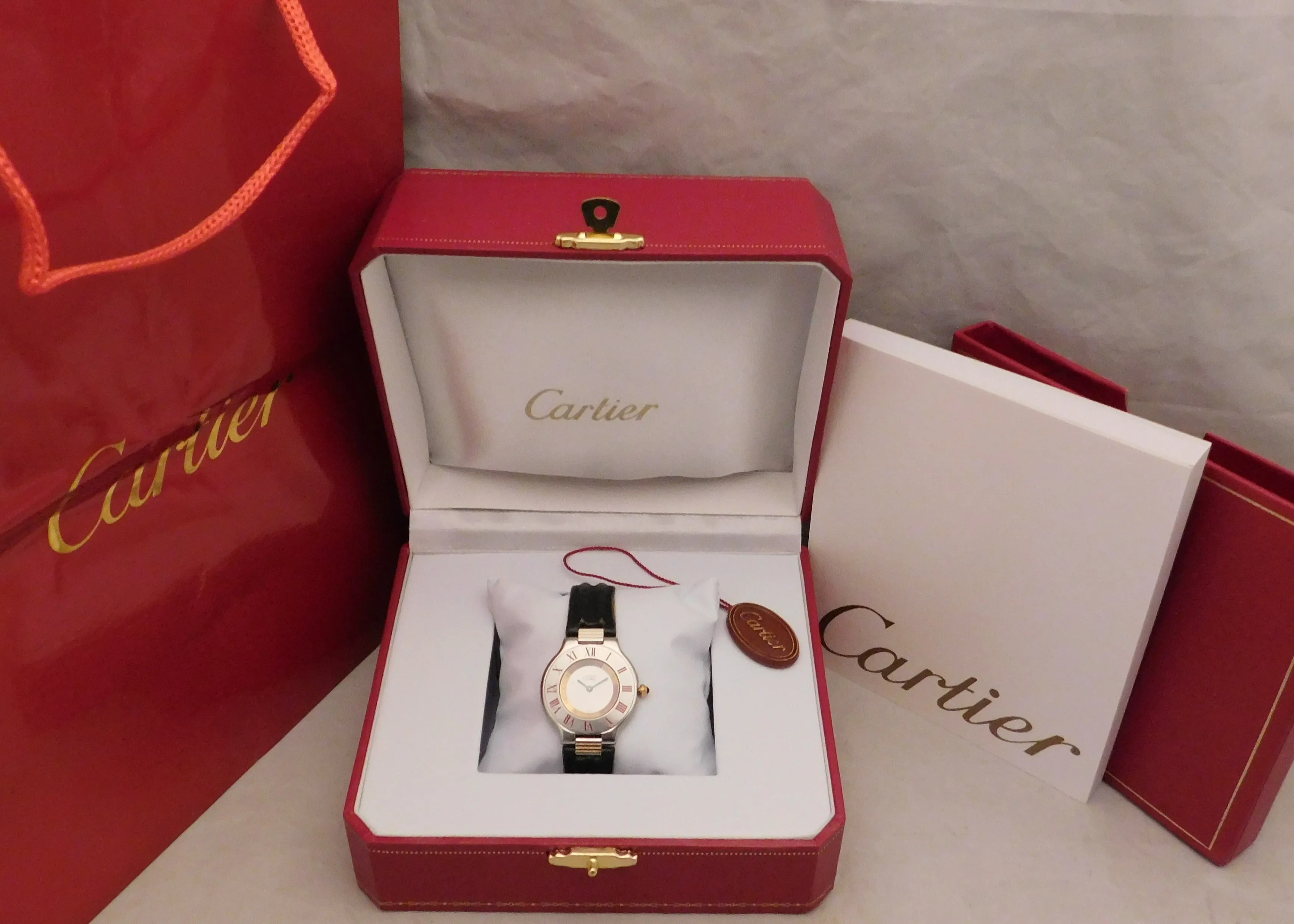 Cartier Must de Cartier 21 Deployant Clasp 1330 Vintage 1990's Mens Watch....31mm