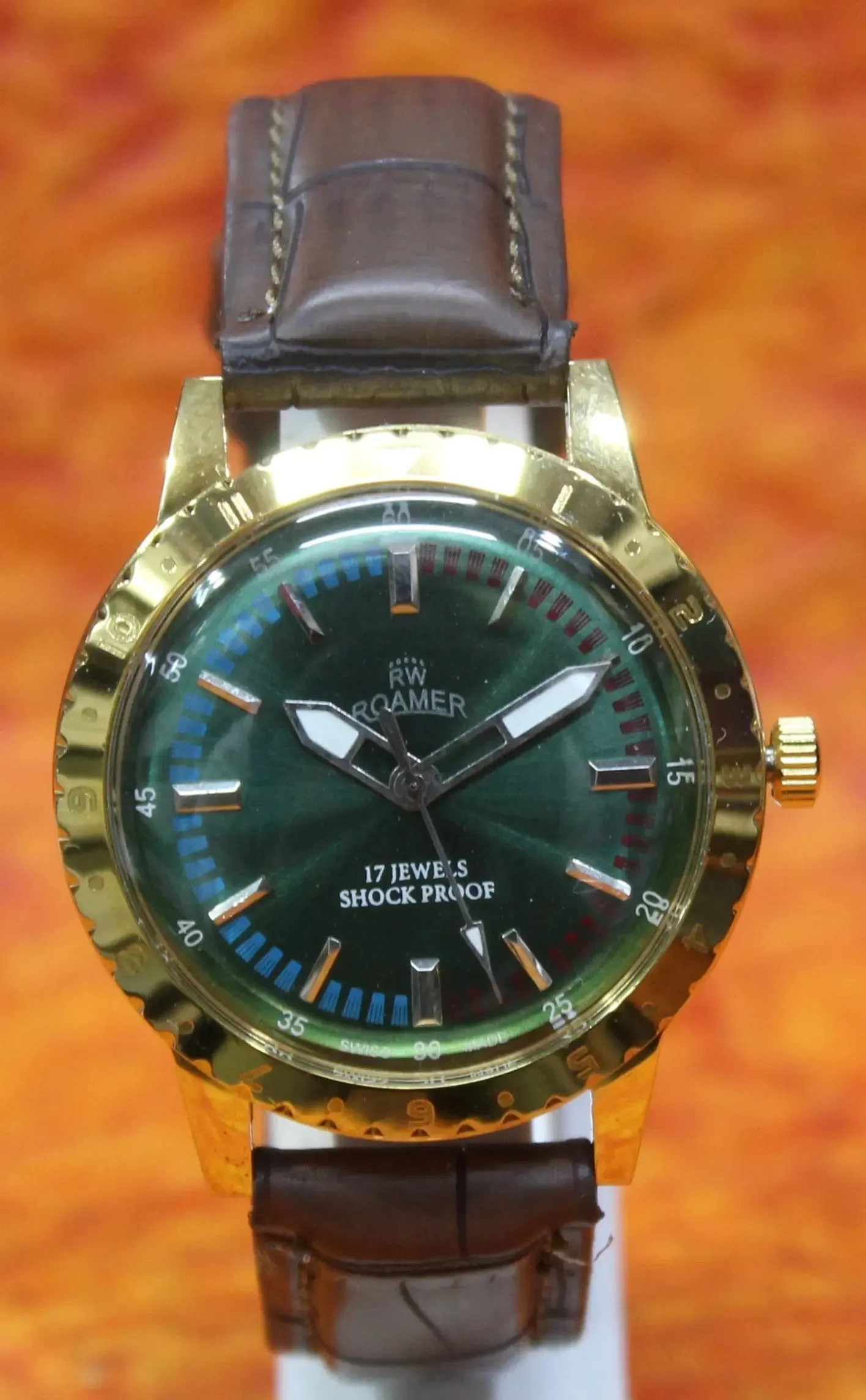 Hand Winding Swiss Made Wristwatch Roamer Vintage 17 Jewels FHF ST96 Movement