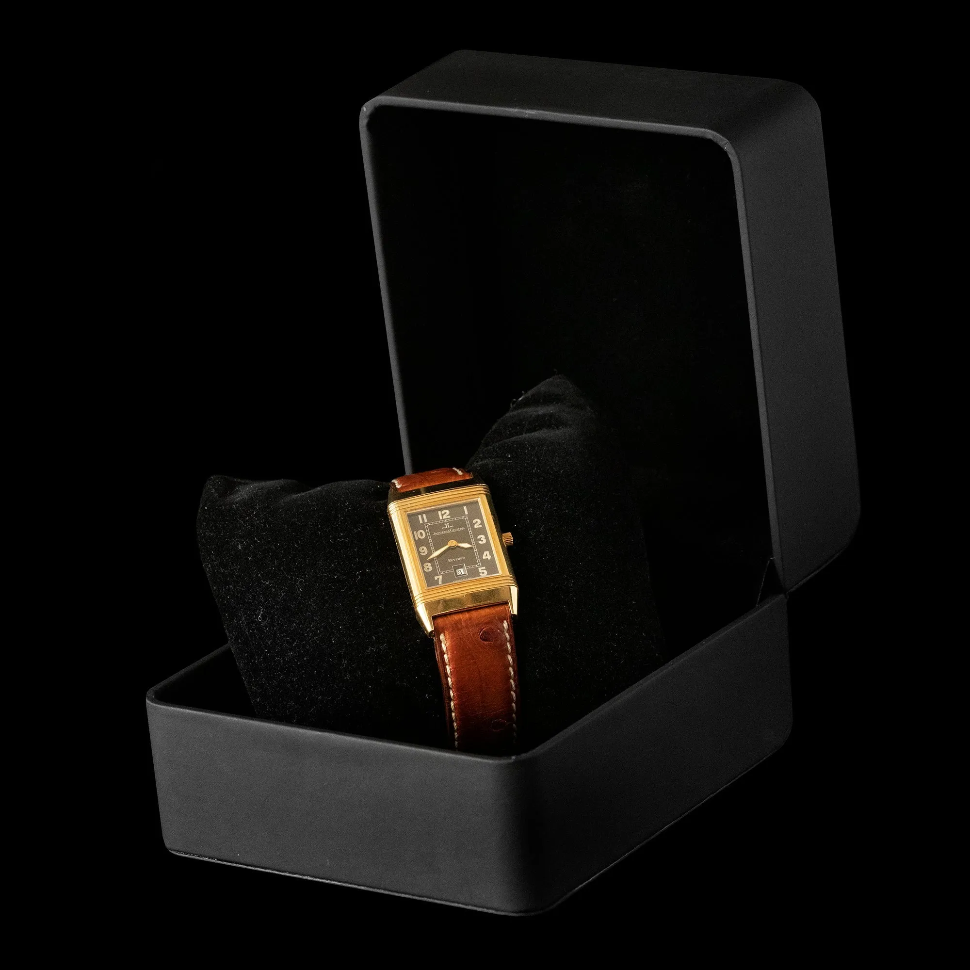 Jaeger LeCoultre - 1990’s Reverso Classic 18k Gold Midsize