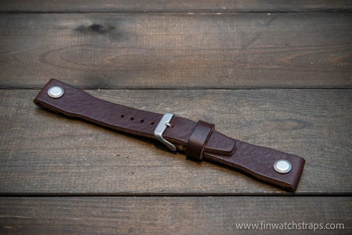 Open-ended leather watch strap with Chicago screws. Pilot style. Handmade in Finland.