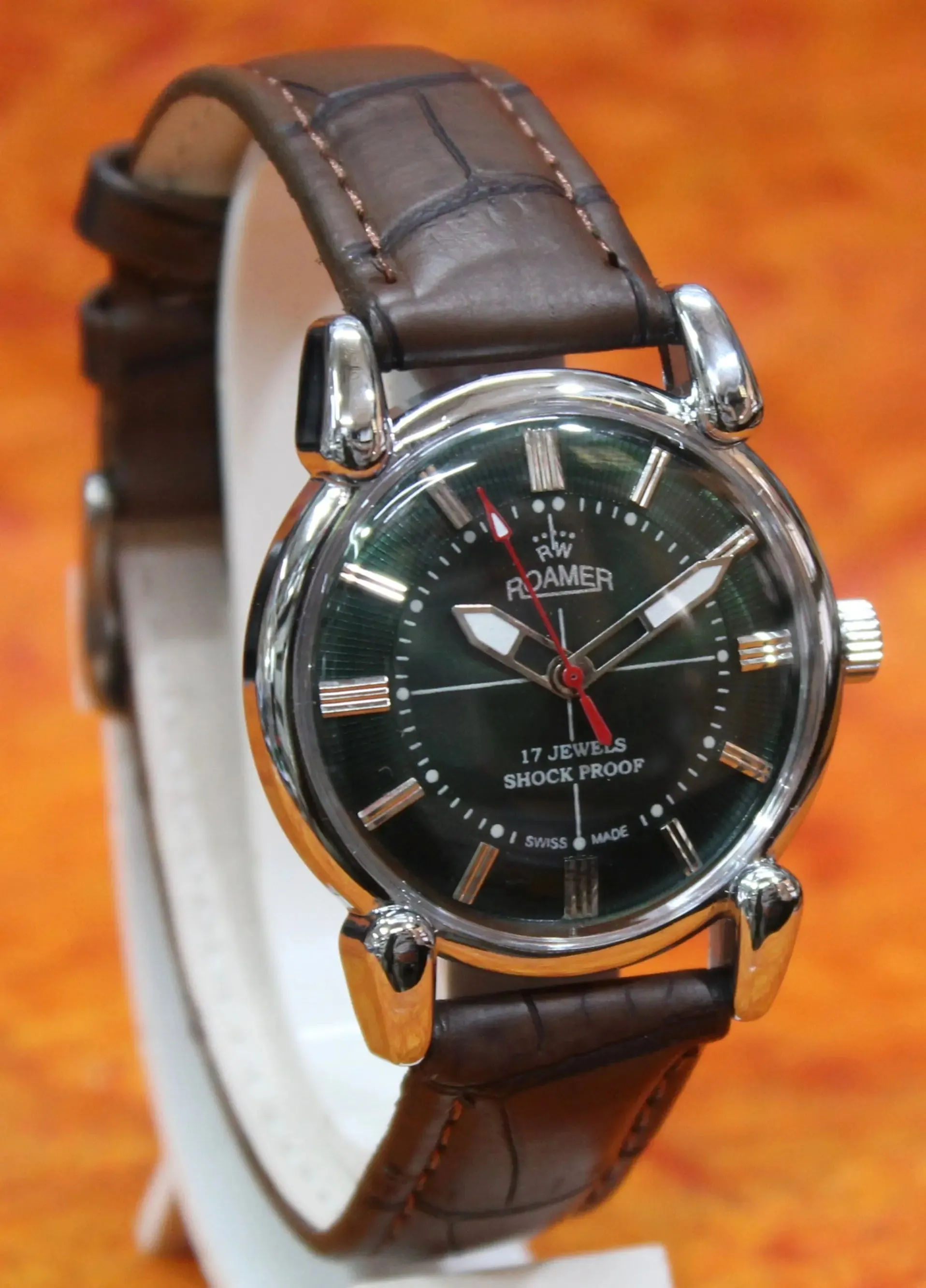 Roamer Vintage Wristwatch 17 Jewels FHF ST96 Mechanical Hand Winding Swiss Made Mechanism