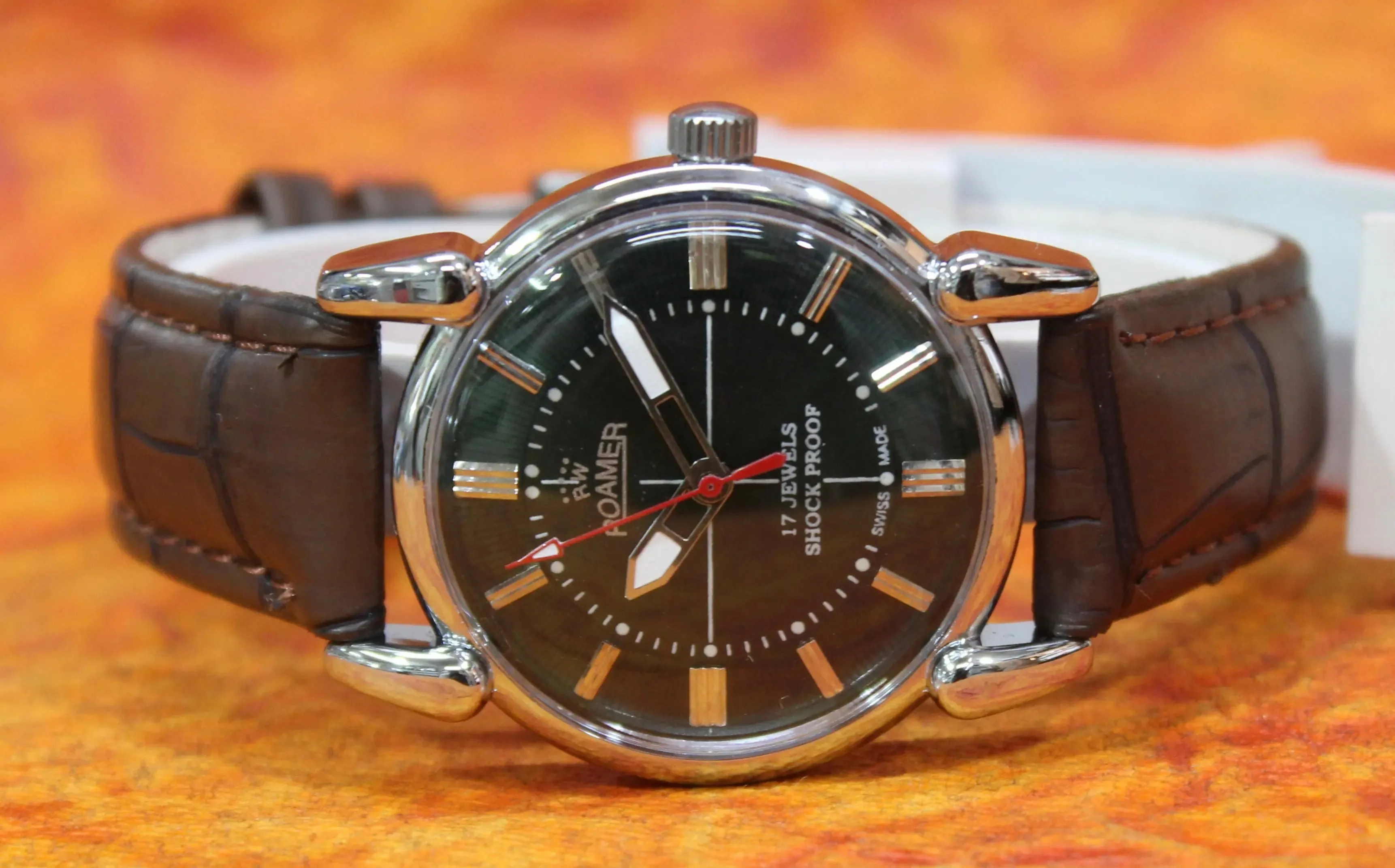 Roamer Vintage Wristwatch 17 Jewels FHF ST96 Mechanical Hand Winding Swiss Made Mechanism