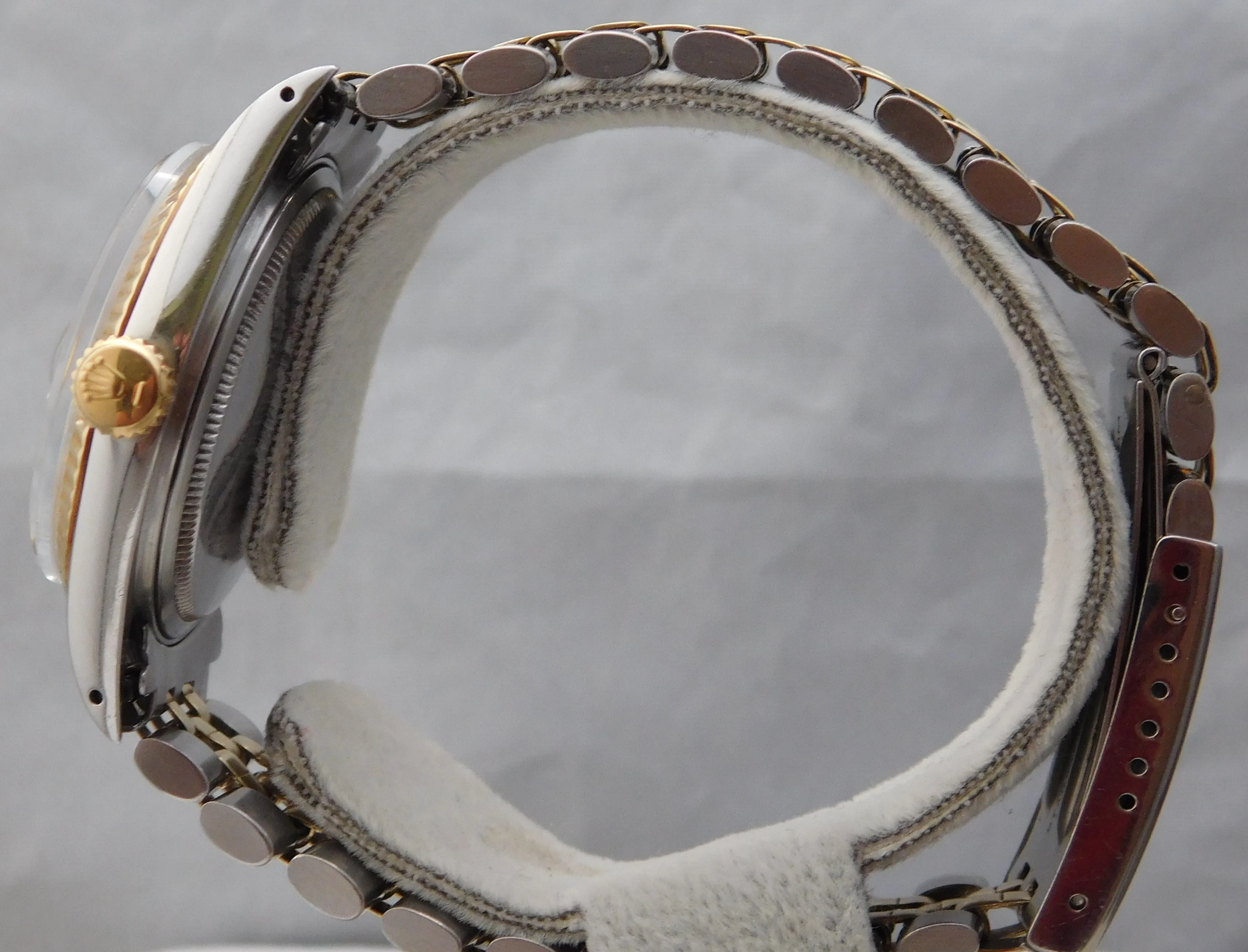 Rolex Datejust Ref. 1601 Champagne Dial 14k Solid Gold/SS 1974 Mens Watch....36mm
