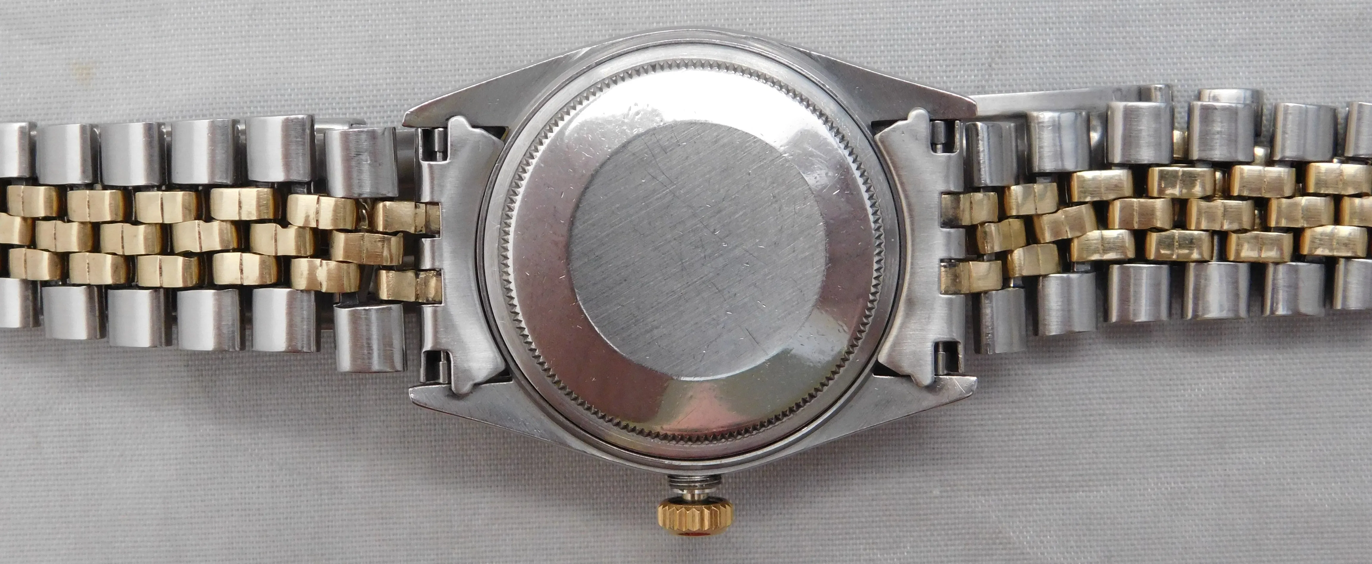 Rolex Datejust Ref. 1601 Champagne Dial 14k Solid Gold/SS 1974 Mens Watch....36mm