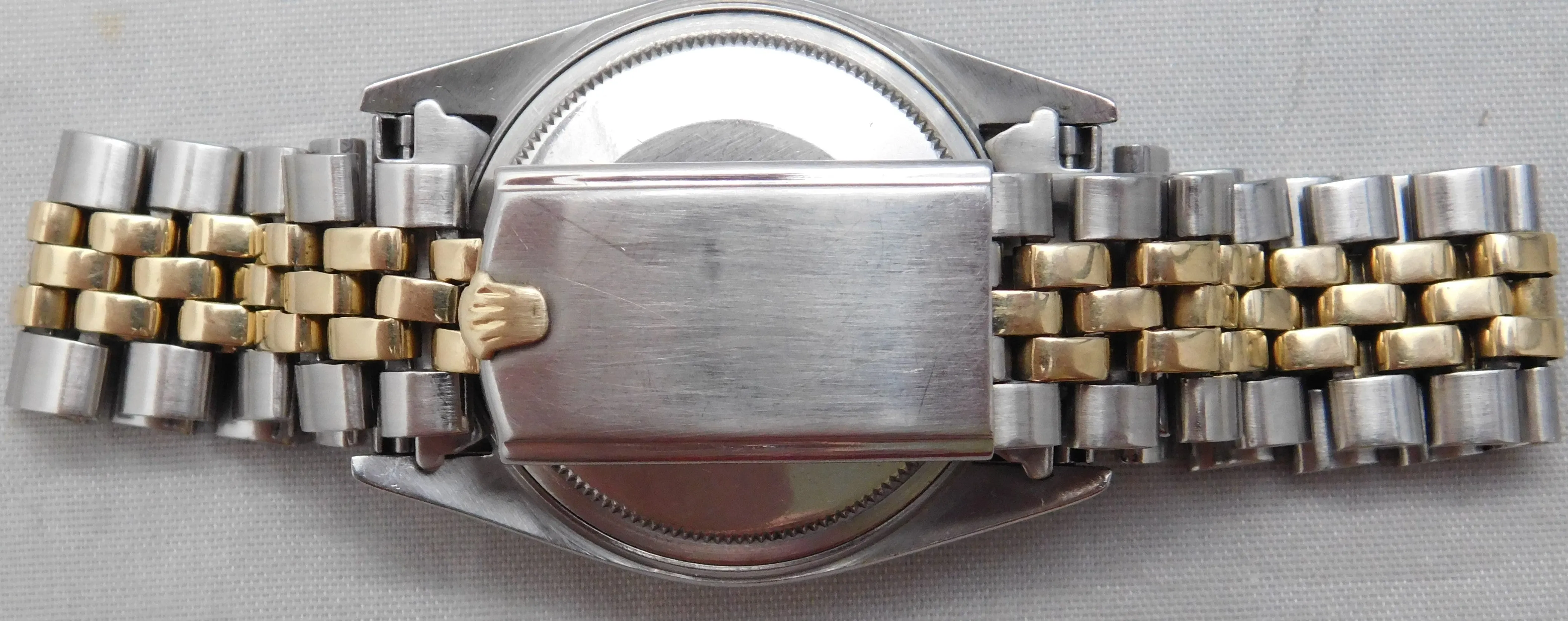 Rolex Datejust Ref. 1601 Champagne Dial 14k Solid Gold/SS 1974 Mens Watch....36mm