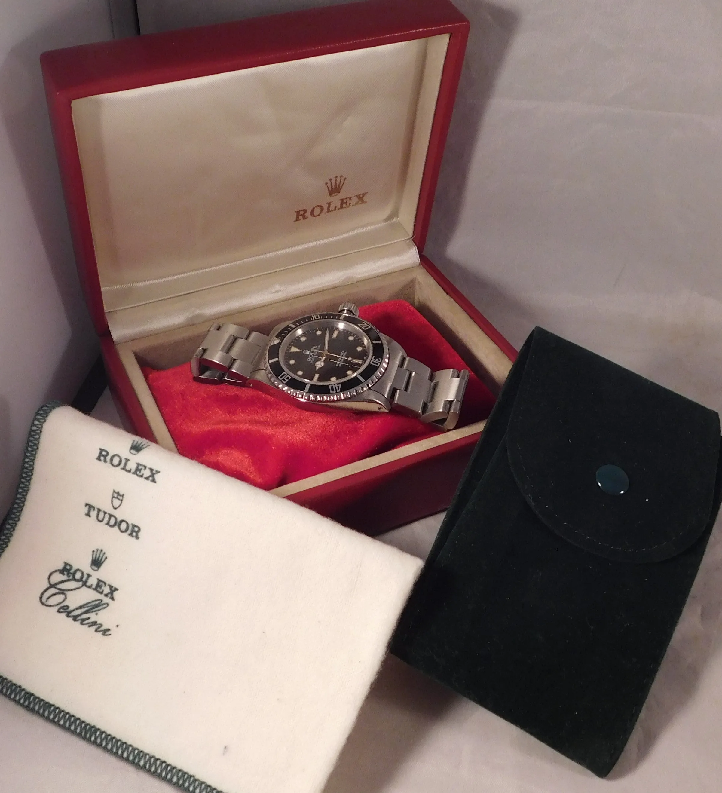 Rolex Submariner No Date 14060 SS Black Dial Vintage 1990 Mens Watch....40mm
