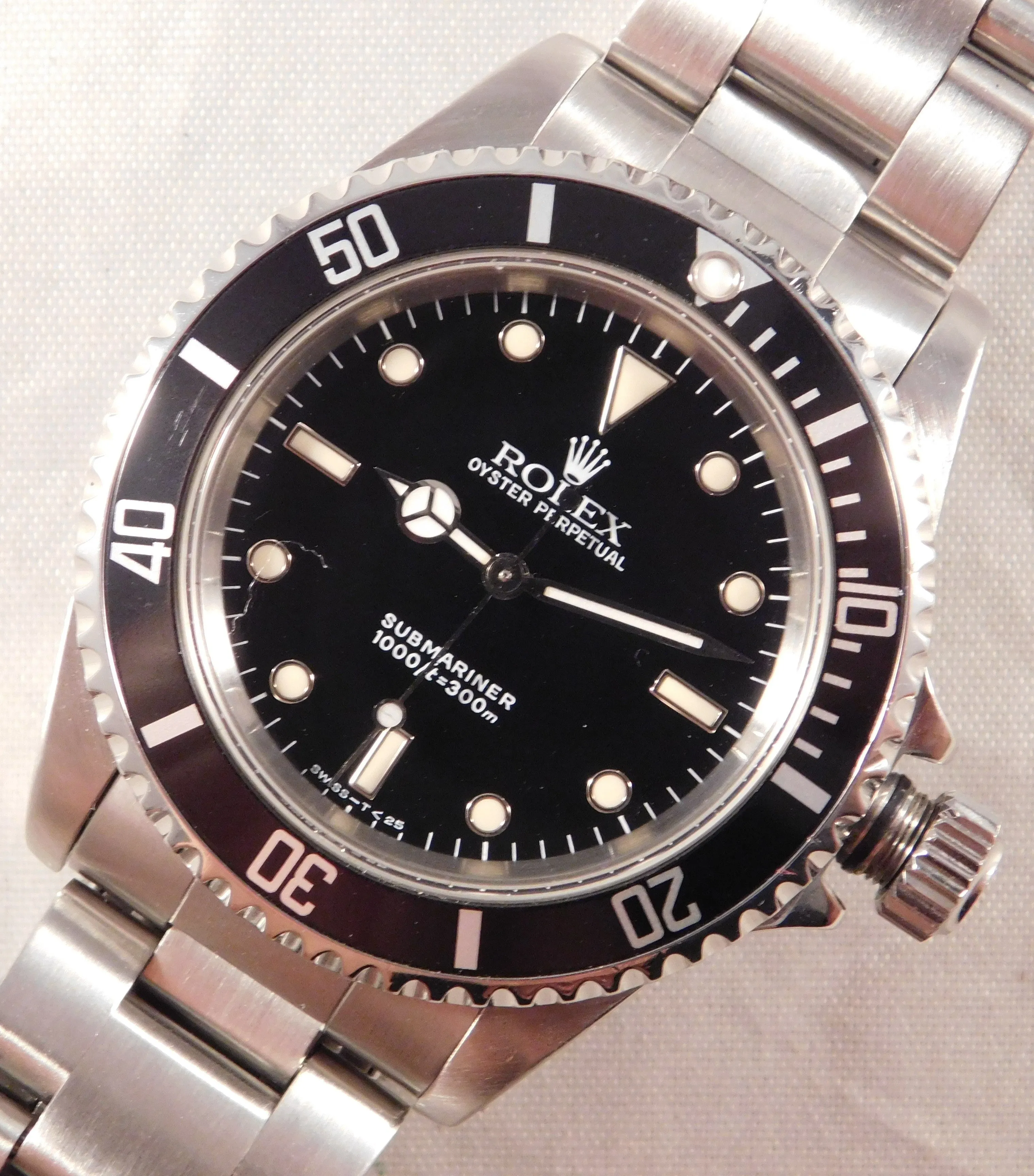 Rolex Submariner No Date 14060 SS Black Dial Vintage 1990 Mens Watch....40mm