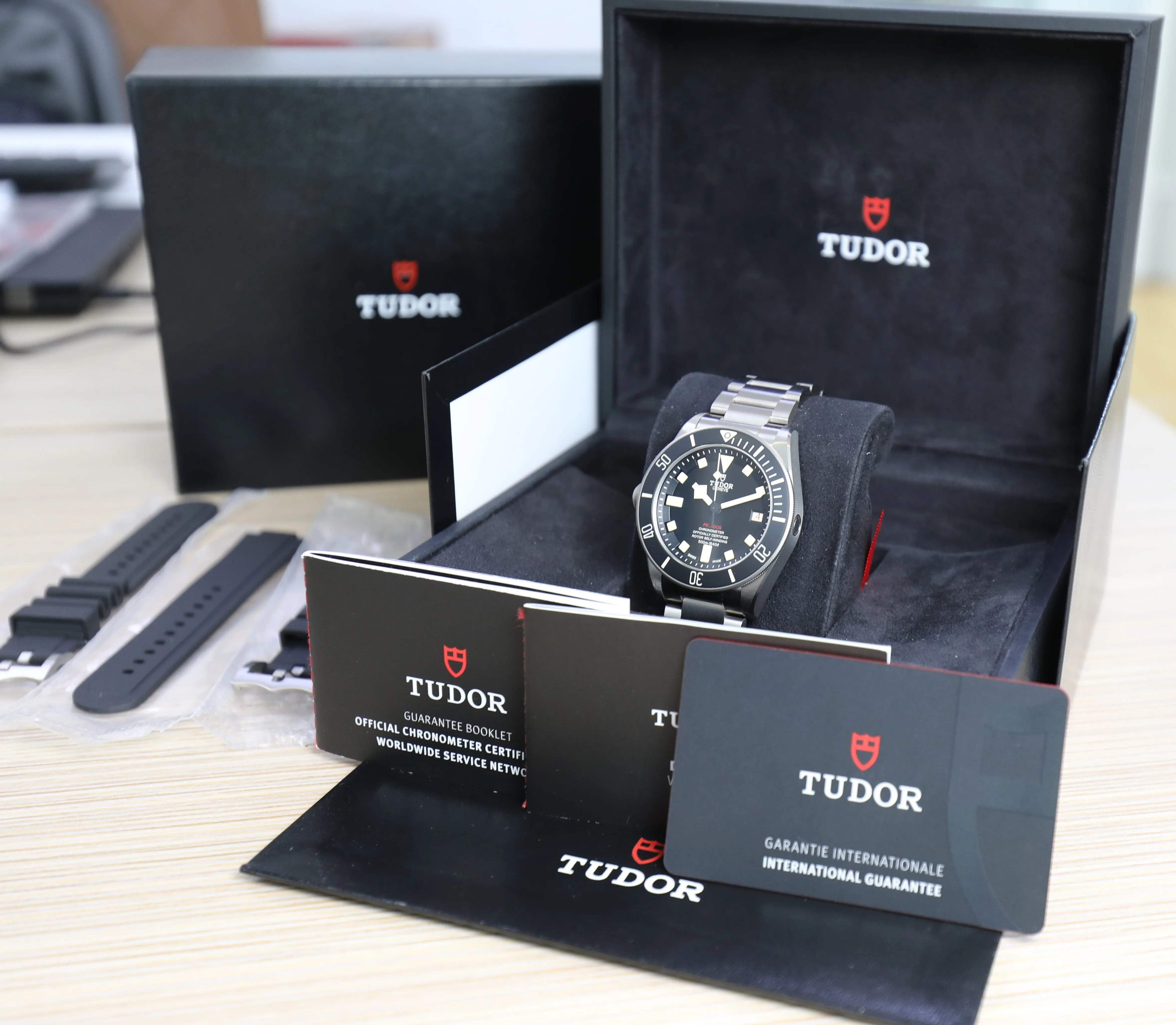 Tudor Pelagos – Titanium – 42mm – LHD Lefty – New – Full Set