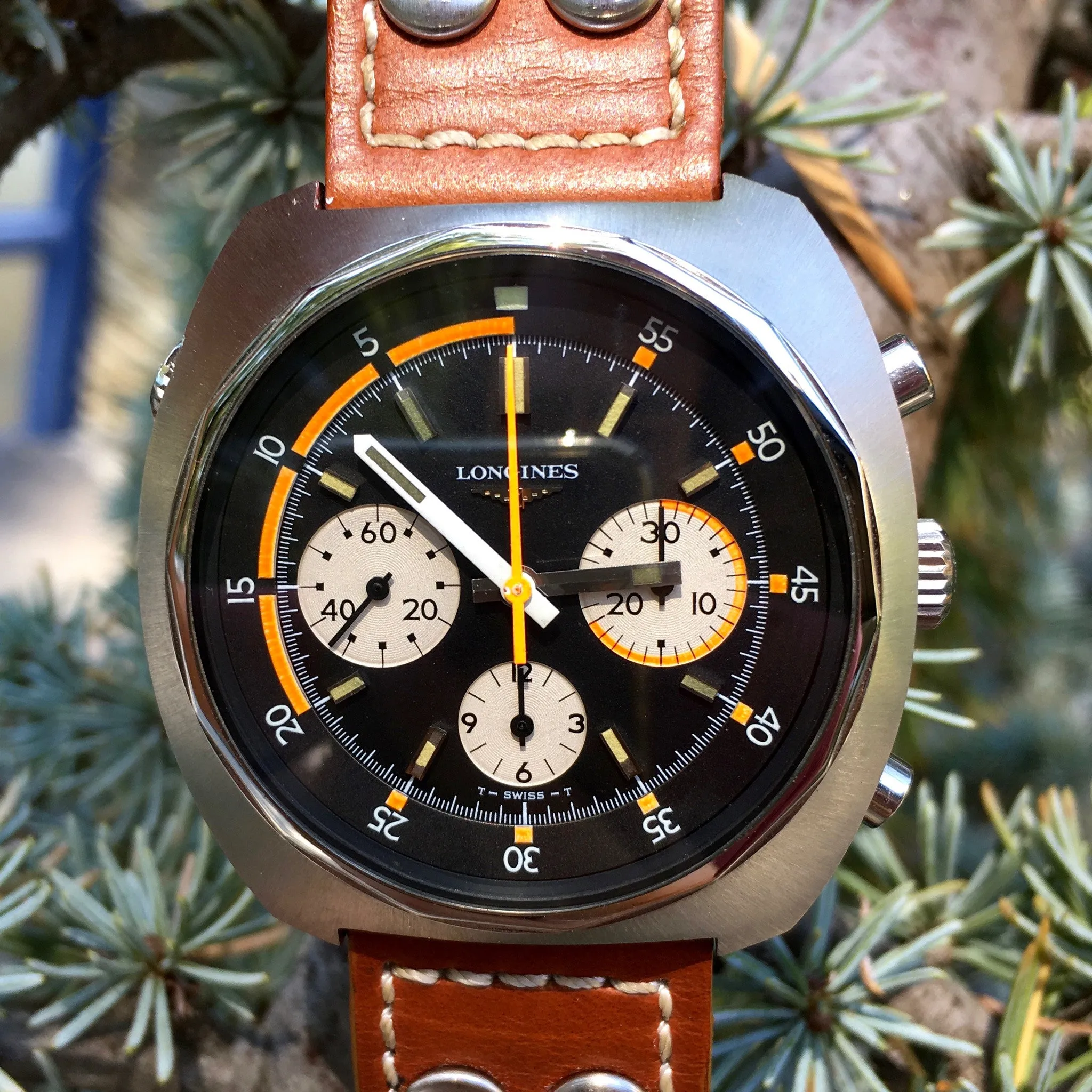 Vintage Longines 8224-4 Steel Chronograph Black Valjoux 726 Mens Watch